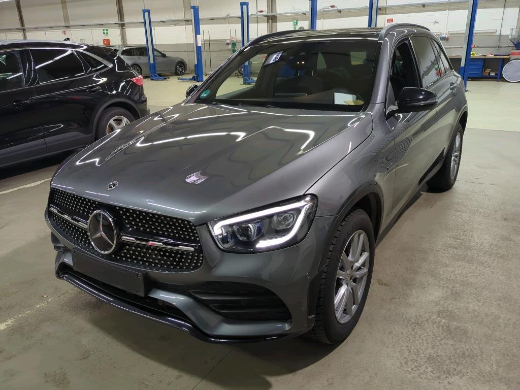 2021 Mercedes-Benz GLC   
