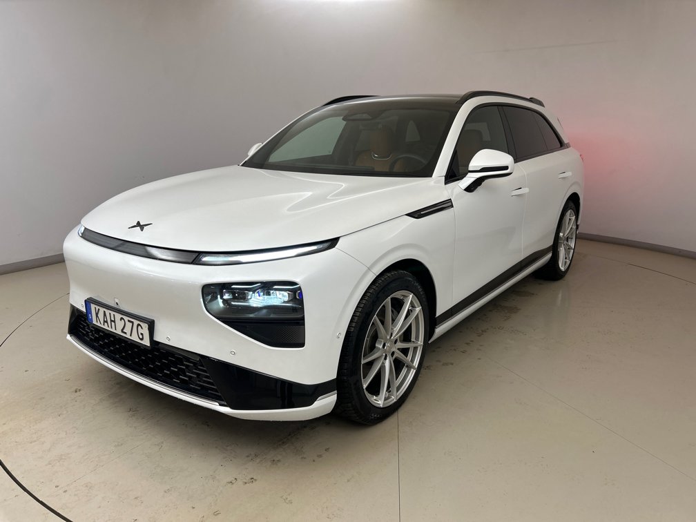 Xpeng G9 93 kWh - Electric - Automatic - 551 hp - 45.235 km