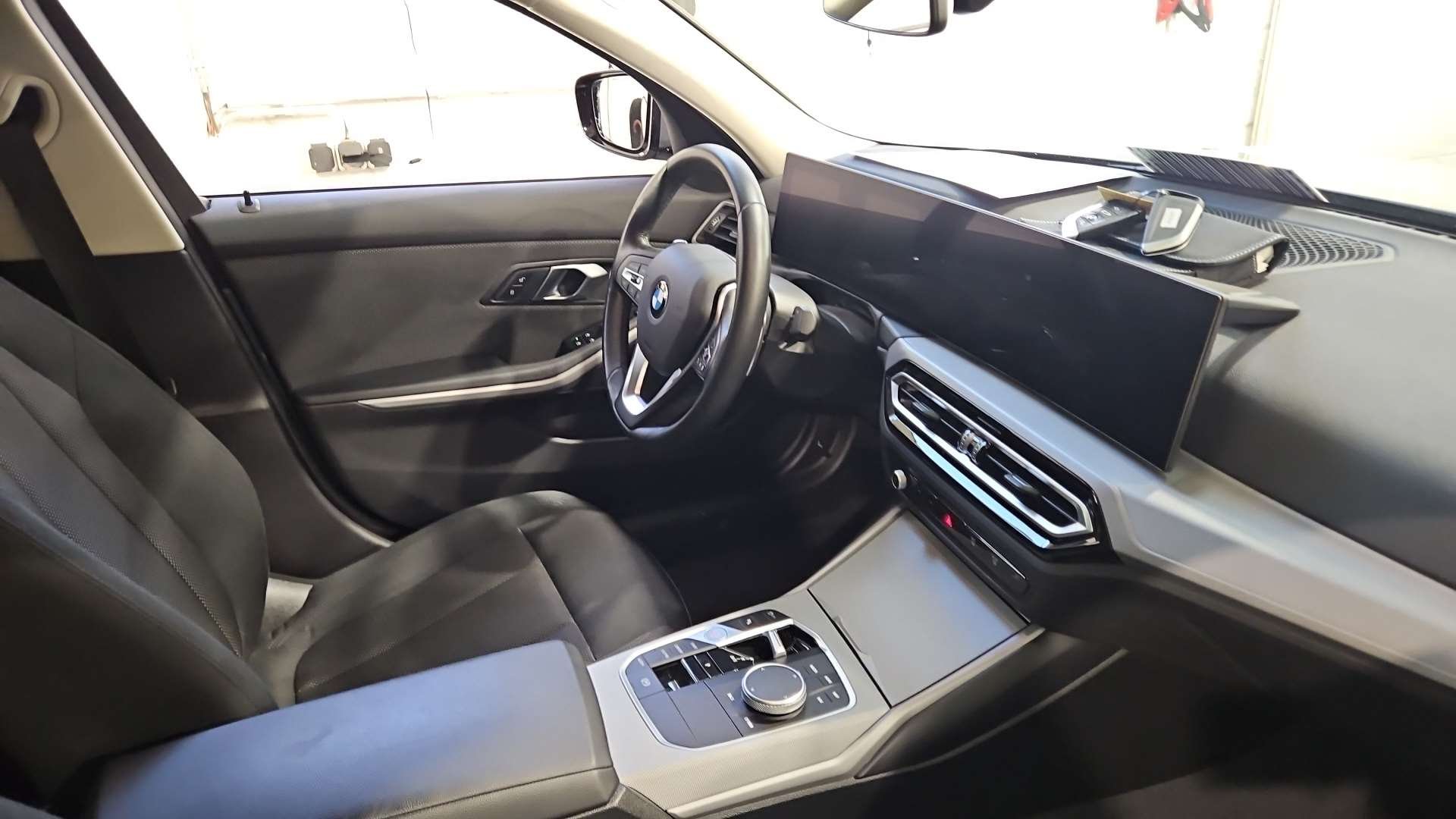 2022 BMW 3 Series   AWD