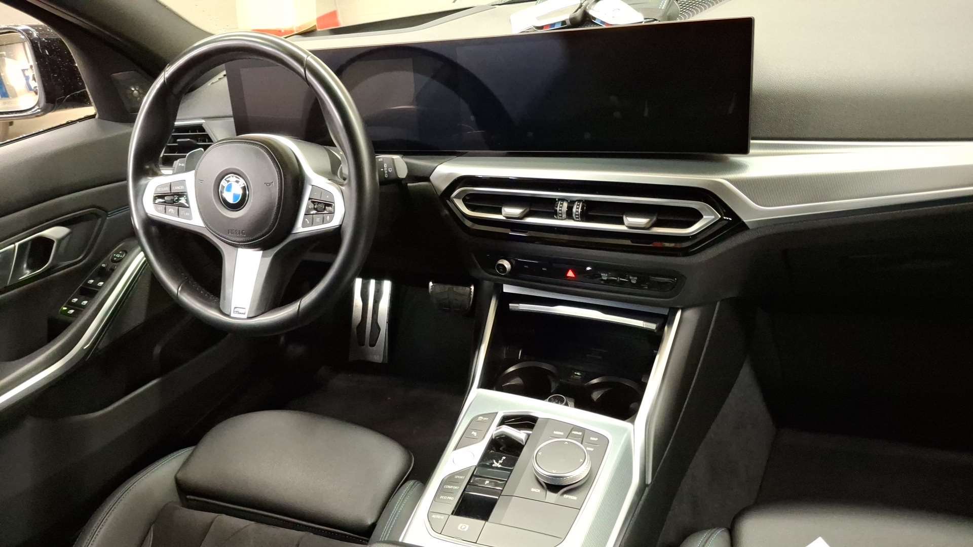 2022 BMW 3 Series   AWD