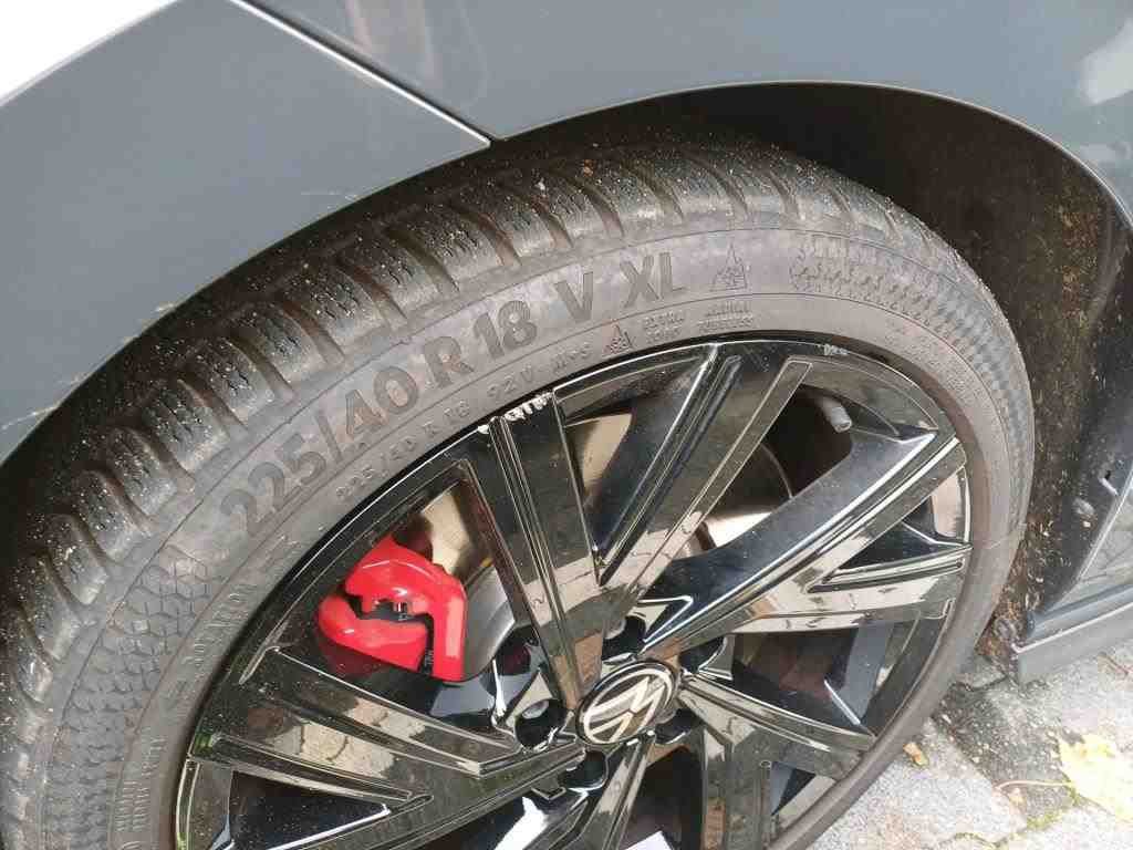 2020 Volkswagen Golf   