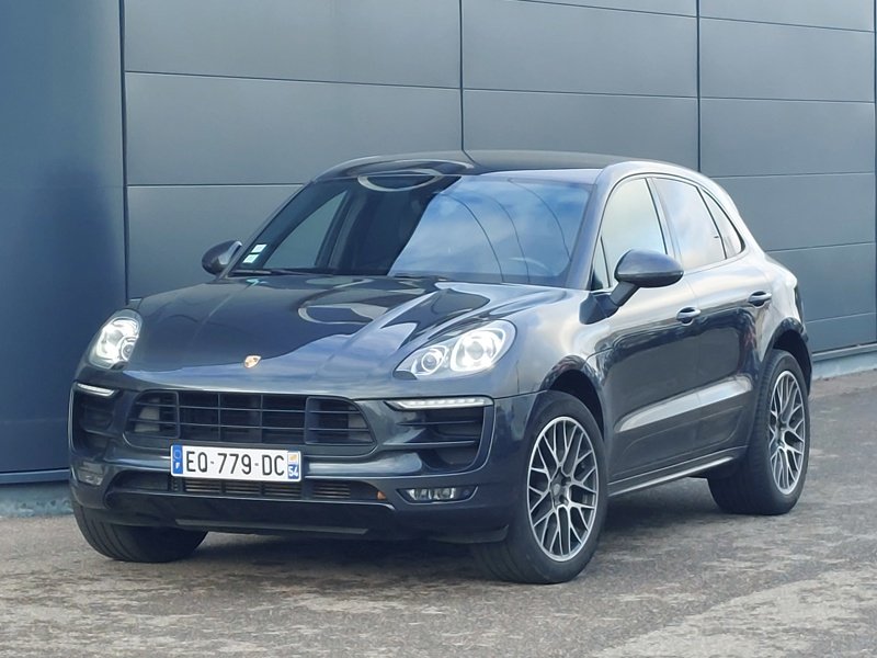 2017 Porsche Macan   AWD