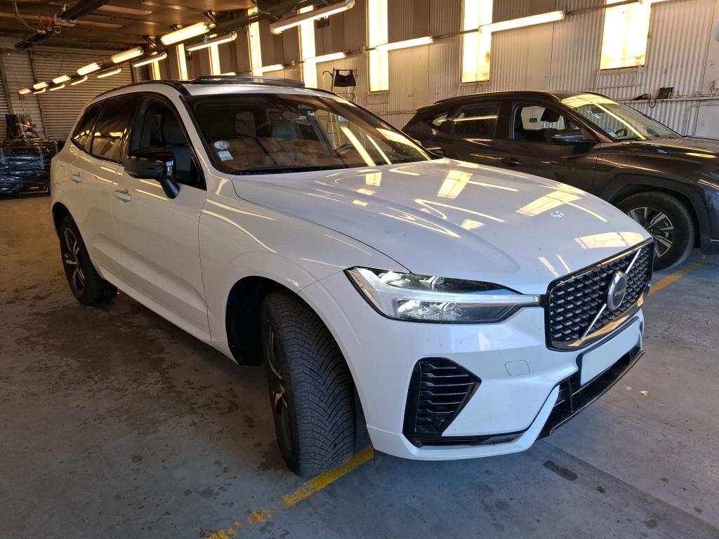 Volvo XC60 T8 R-Design - Hybrid - Automatic - 400 hp - 113.367 km