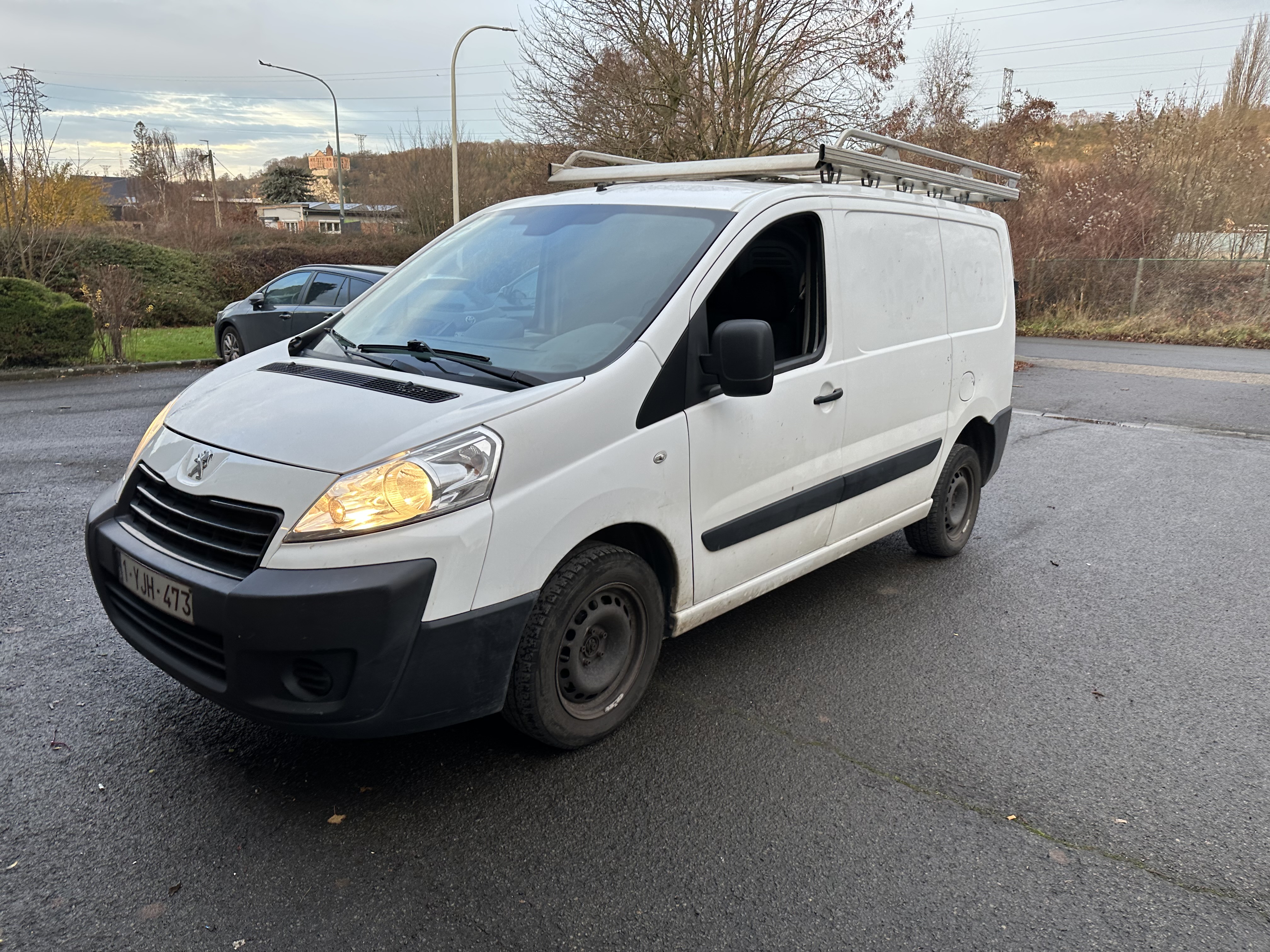 Peugeot Expert L1H1 2.0 HDI - Diesel - Manual - 128 hp - 253.359 km