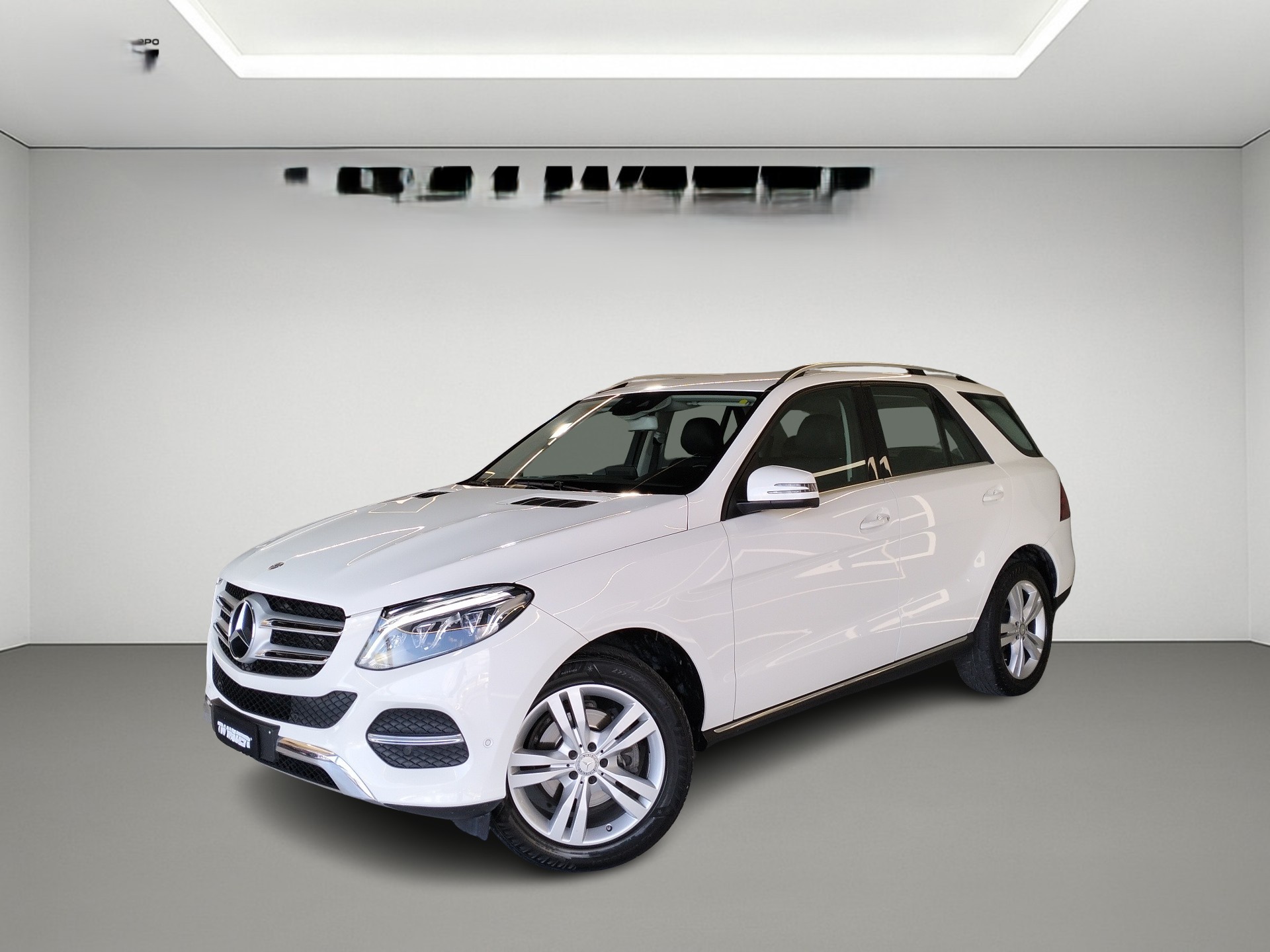 Mercedes-Benz GLE 250d Premium - Diesel - Automatic - 204 hp - 143.000 km