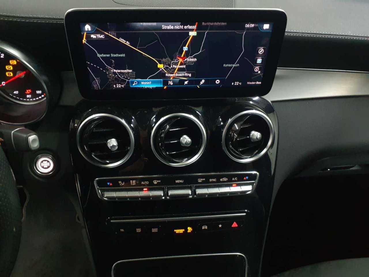 2021 Mercedes-Benz GLC   