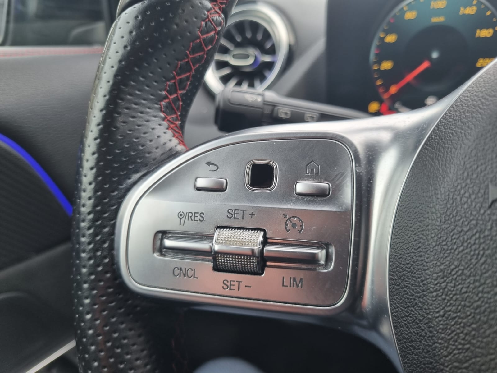 2022 Mercedes-Benz GLA   