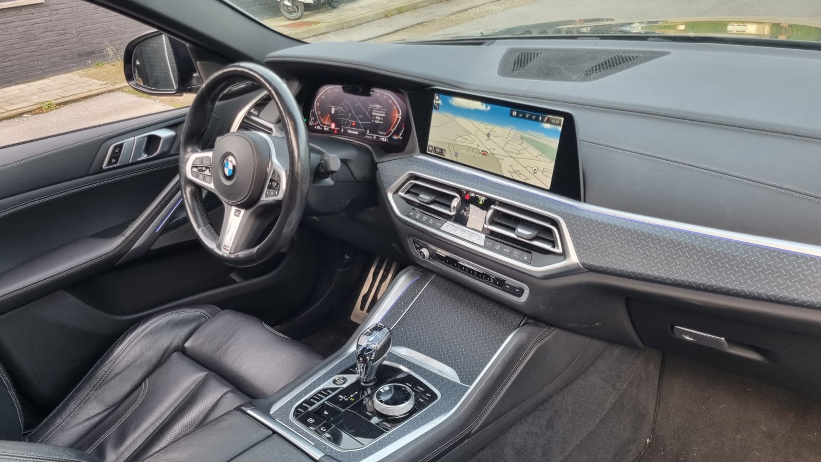 2021 BMW X6   AWD