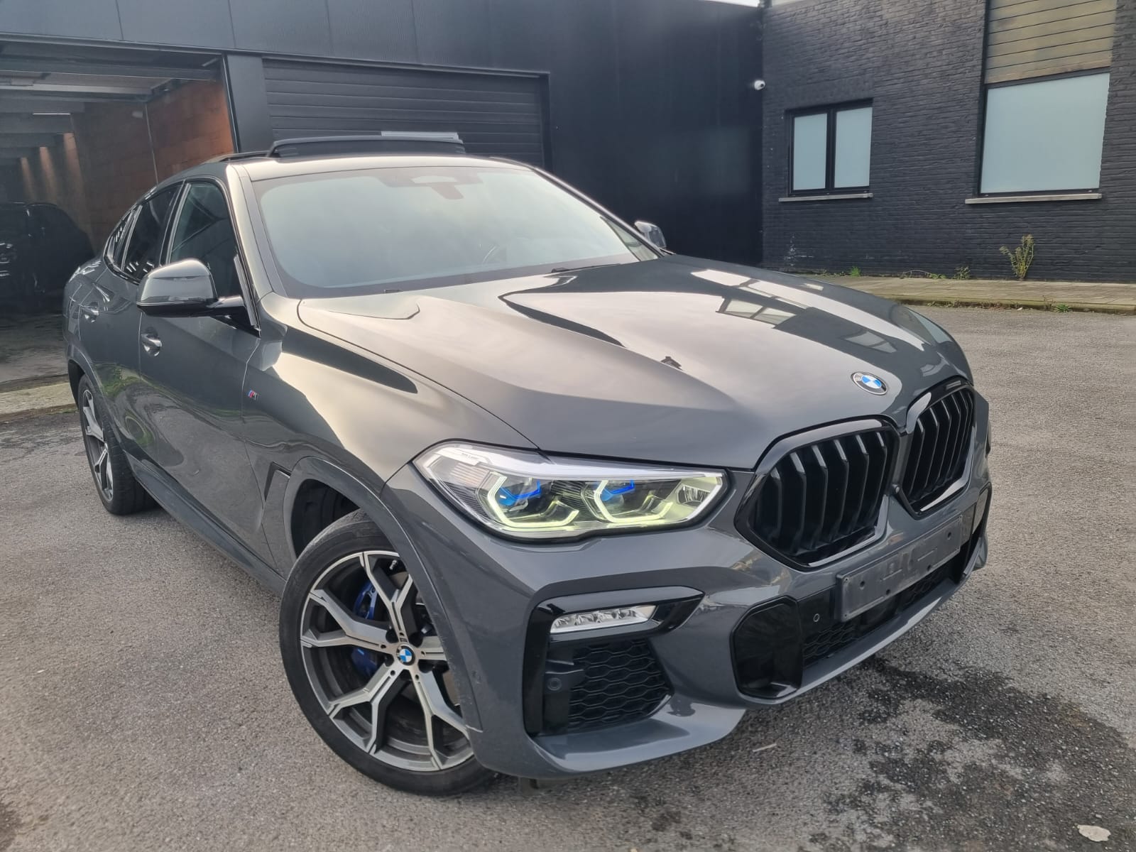 2021 BMW X6   AWD