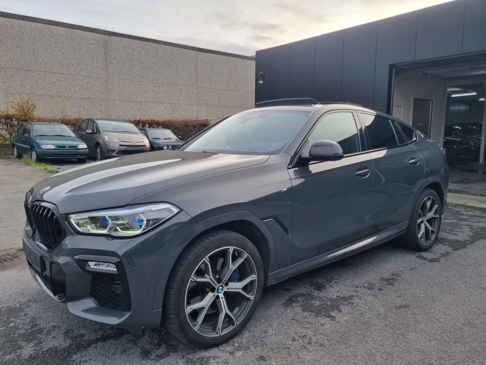 2021 BMW X6   AWD