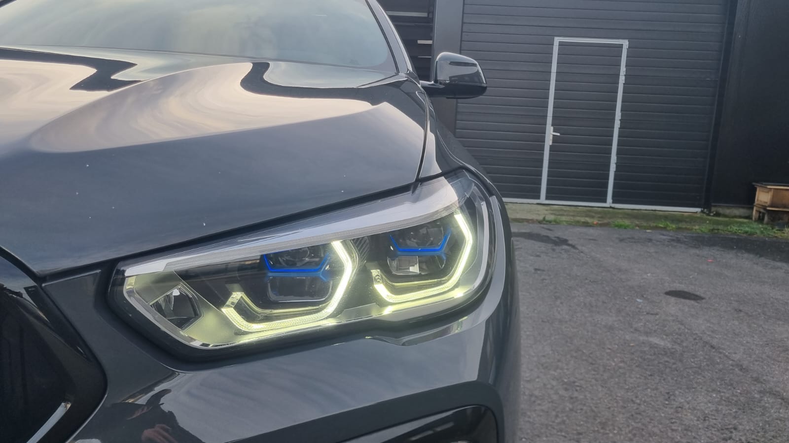 2021 BMW X6   AWD
