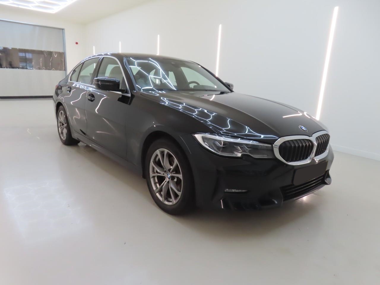 BMW 3 Series 320i - Petrol - Automatic - 184 hp - 180.140 km