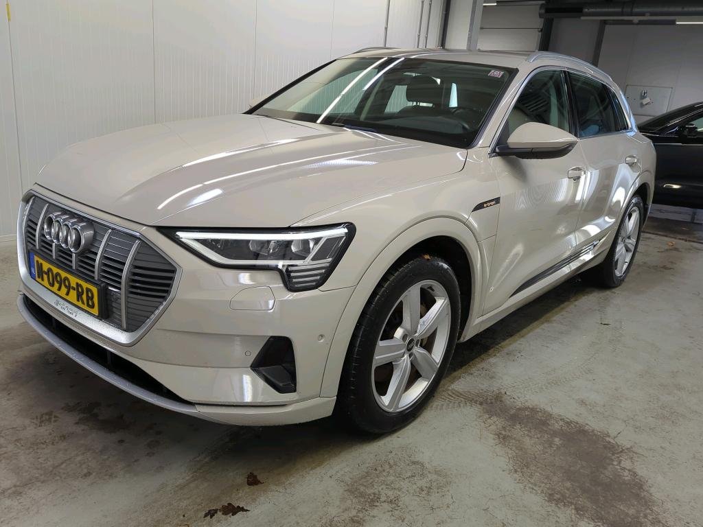 Audi E-tron 55 Advanced - Quattro - Electric - Automatic - 408 hp - 151.237 km