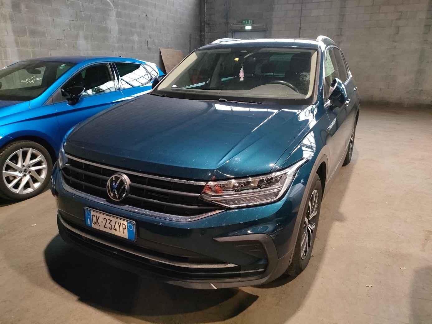Volkswagen Tiguan 2.0 TDI Life - Diesel - Automatic - 150 hp - 126.007 km