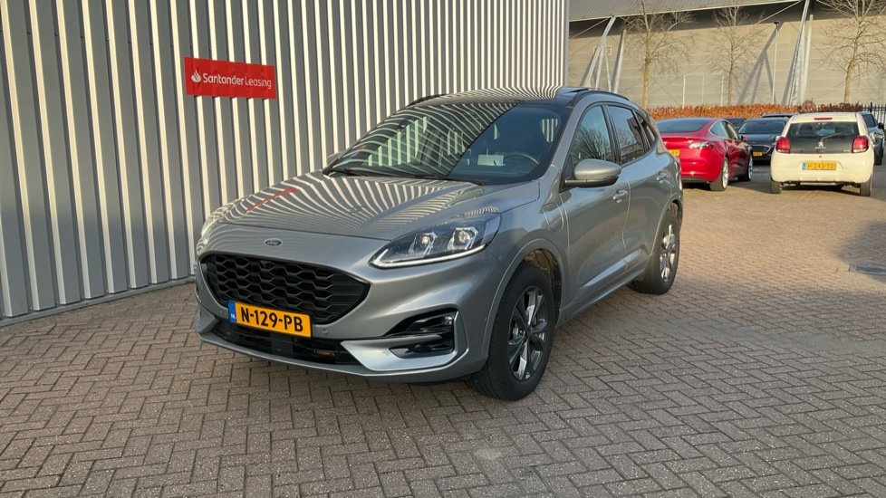 Ford Kuga 2.5 ST Line X - Hybrid - Automatic - 165 hp - 174.112 km