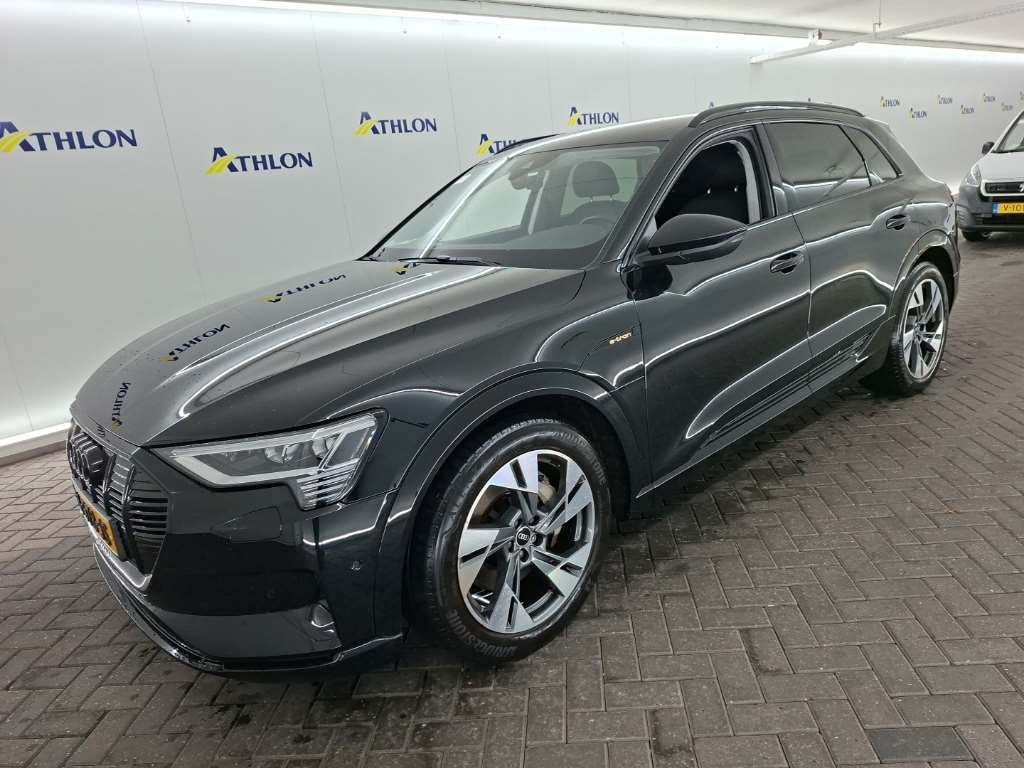 Audi E-tron 50 Business - Electric - Automatic - 313 hp - 164.066 km