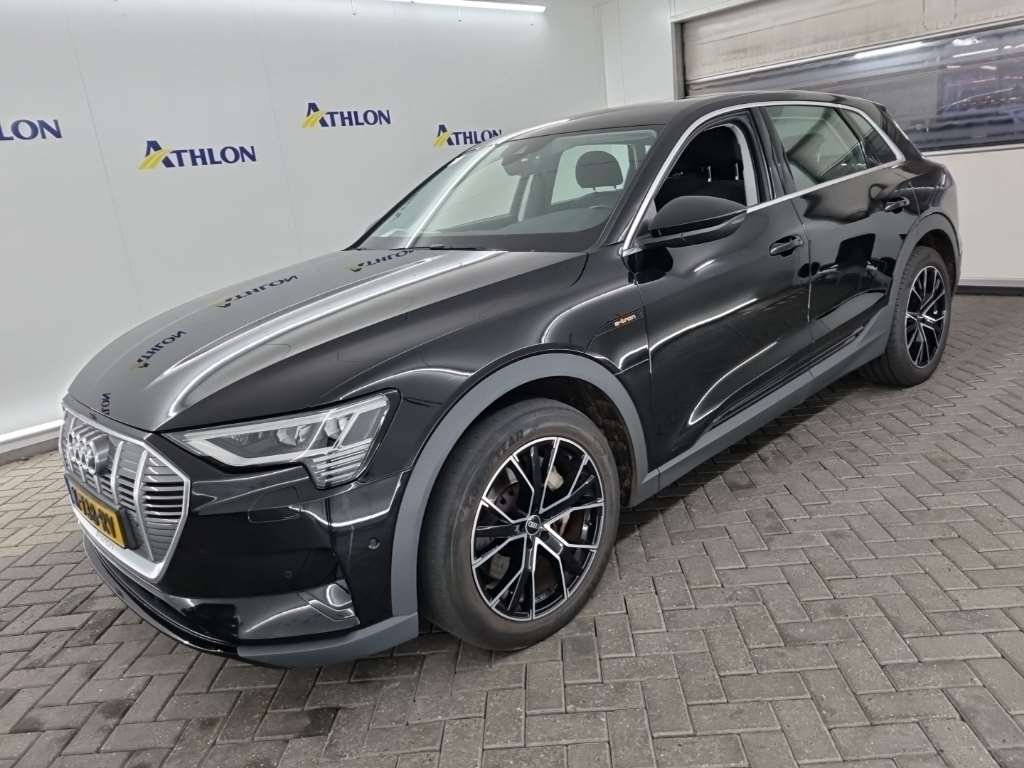 Audi E-tron 50 - Electric - Automatic - 313 hp - 90.872 km