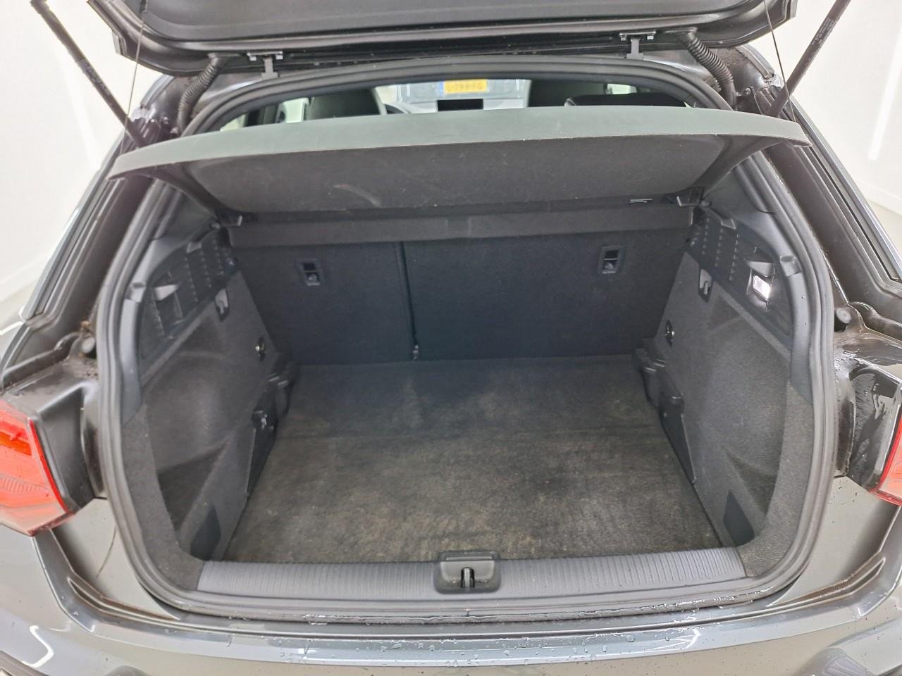 Audi Q2 35 TFSI S Edition - Petrol - Automatic - 150 hp - 41.077 km