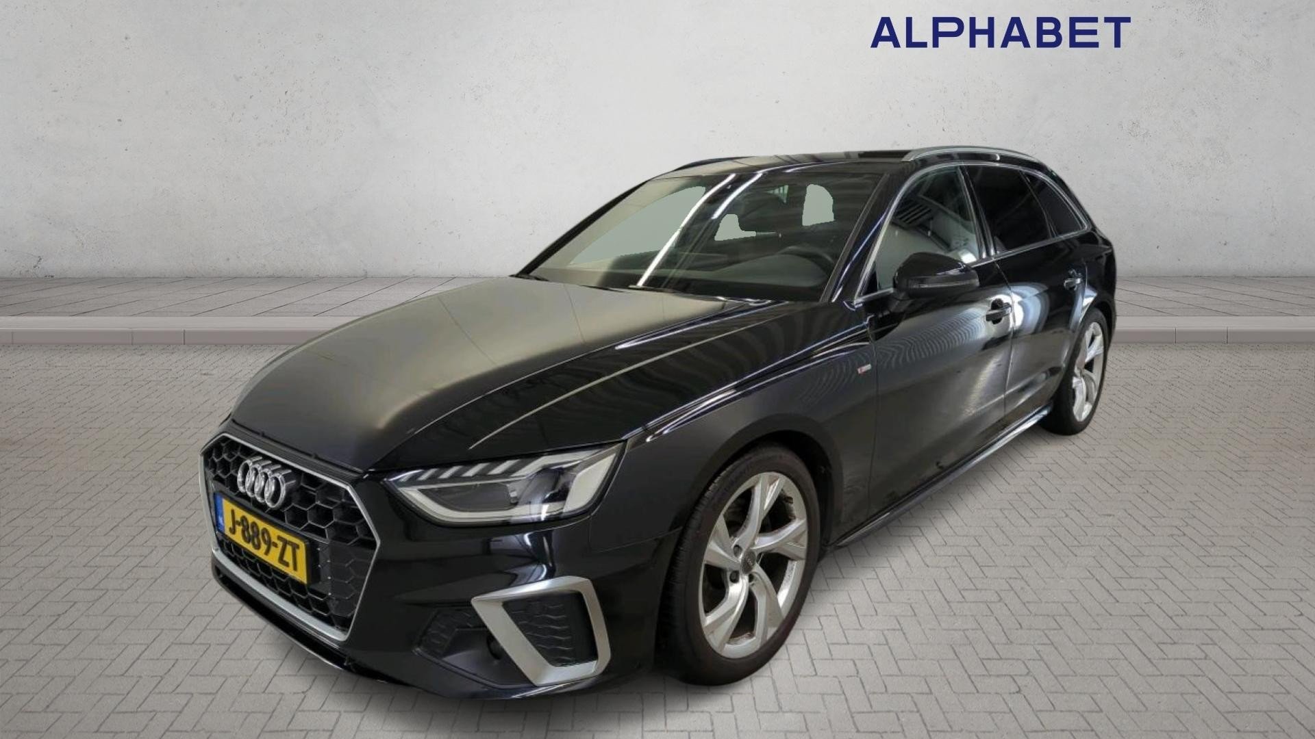 Audi A4 Avant 35 TFSI S Line - Petrol - Automatic - 150 hp - 107.081 km