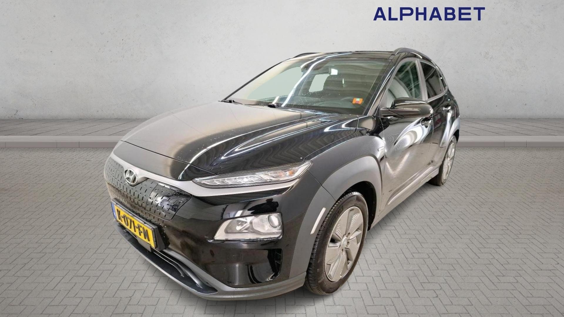 Hyundai Kona 64 kWh - 204 hp - 128.197 km