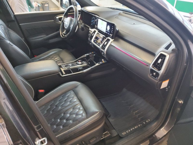 Kia Sorento 1.6 T-GDI Platinum - Hybrid - Automatic - 265 hp - 64.586 km