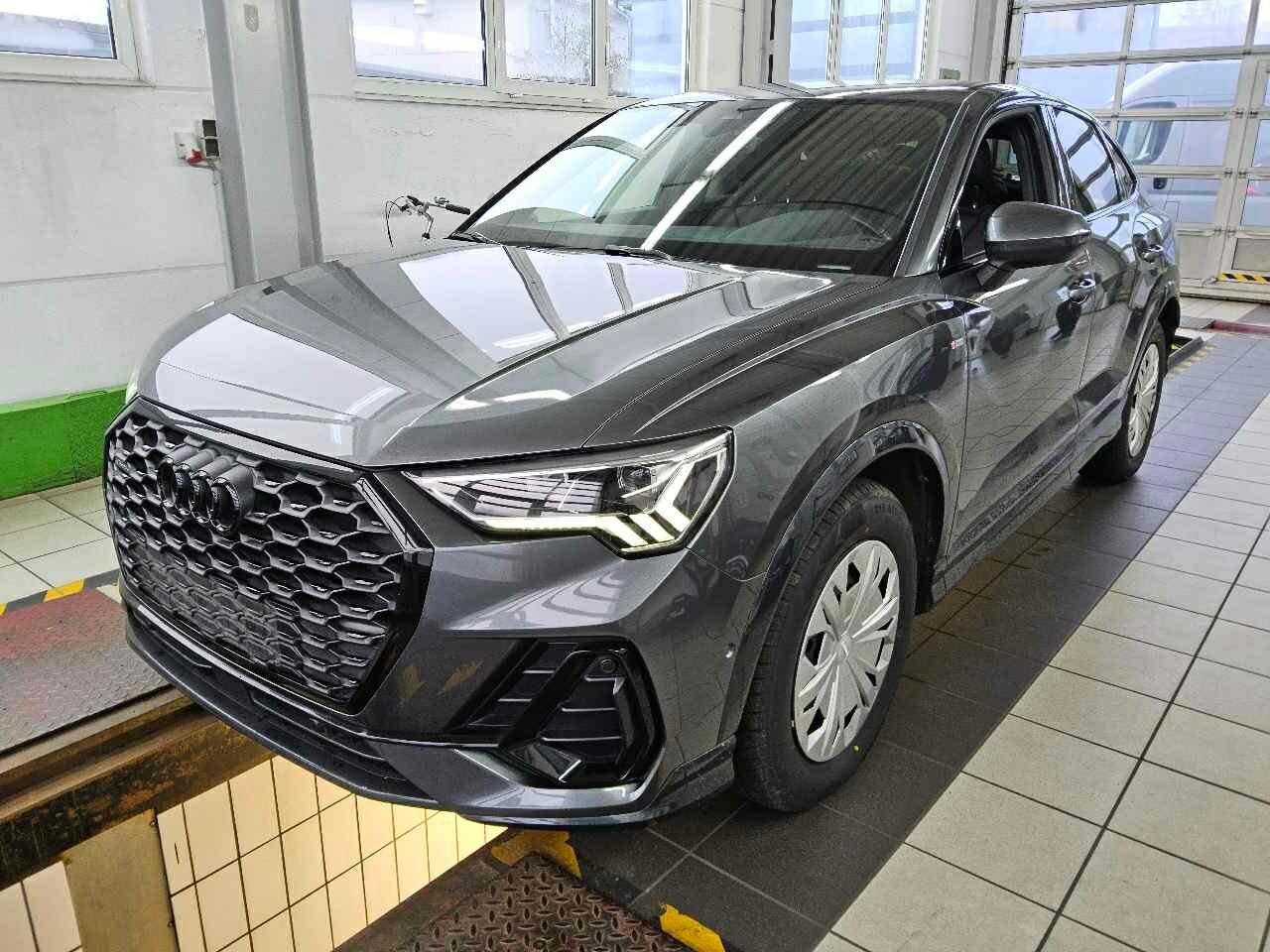 Audi Q3 35 TDI S Line - 150 hp - 83.760 km