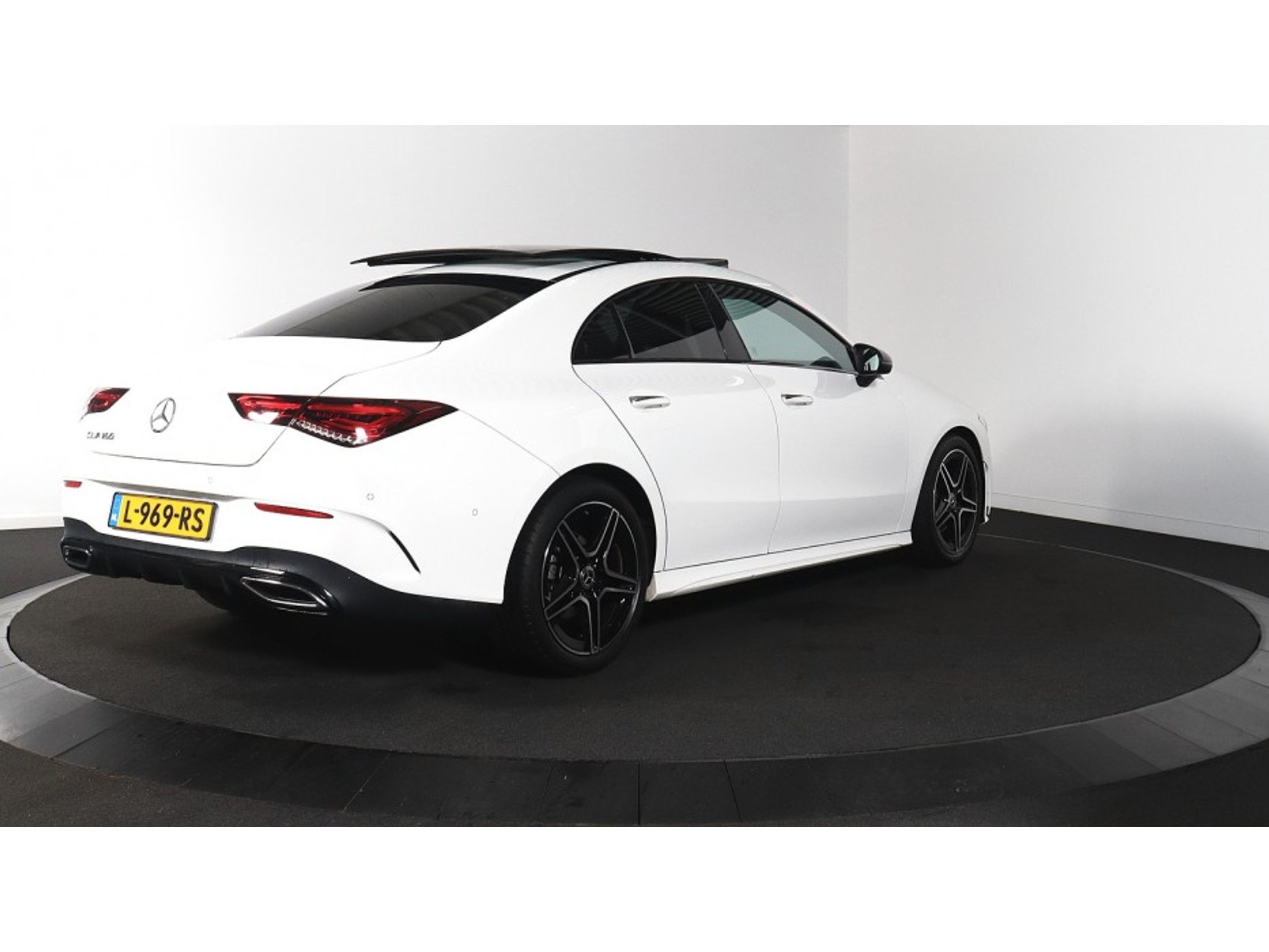 2021 Mercedes-Benz CLA   