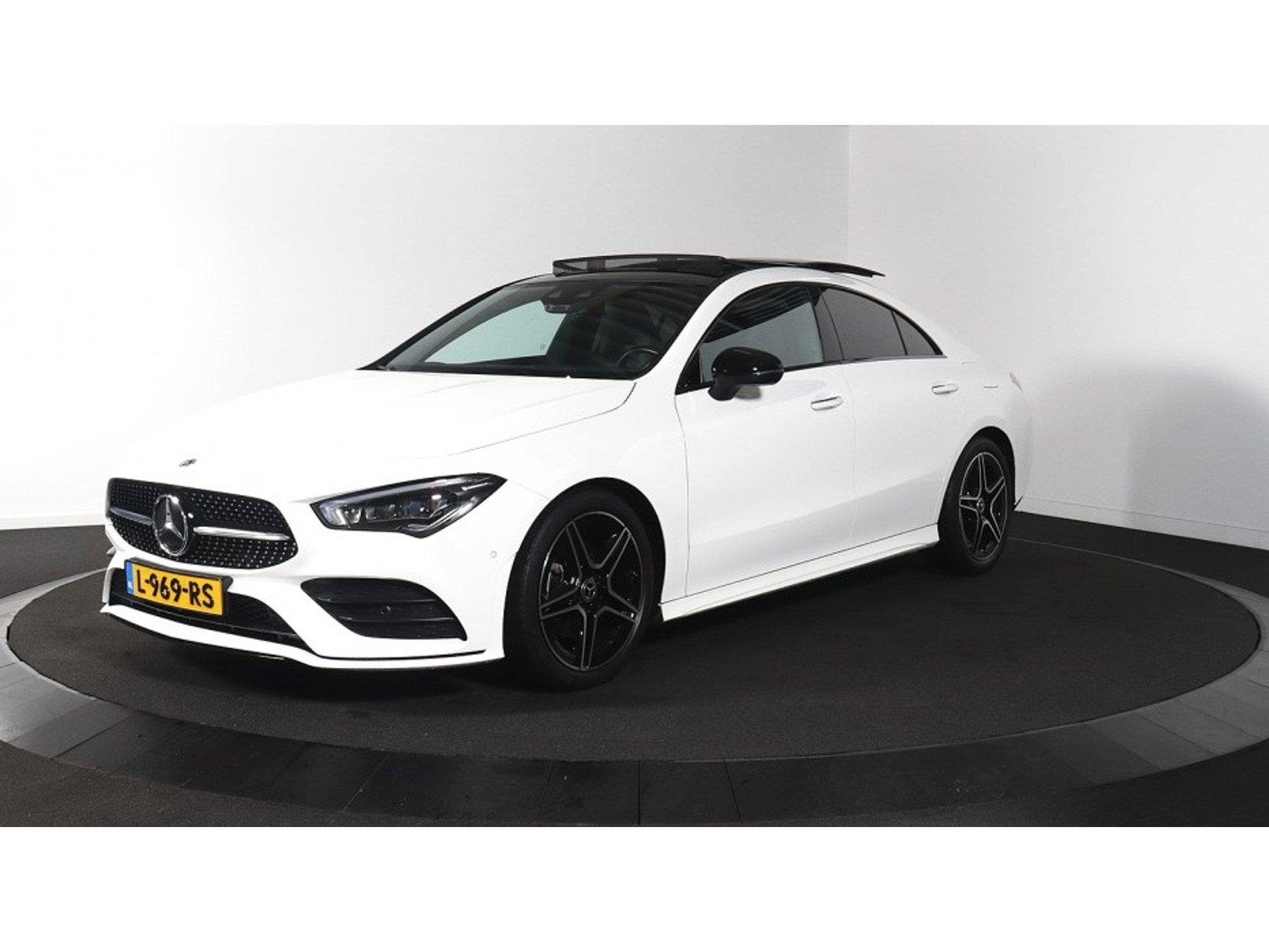 2021 Mercedes-Benz CLA   