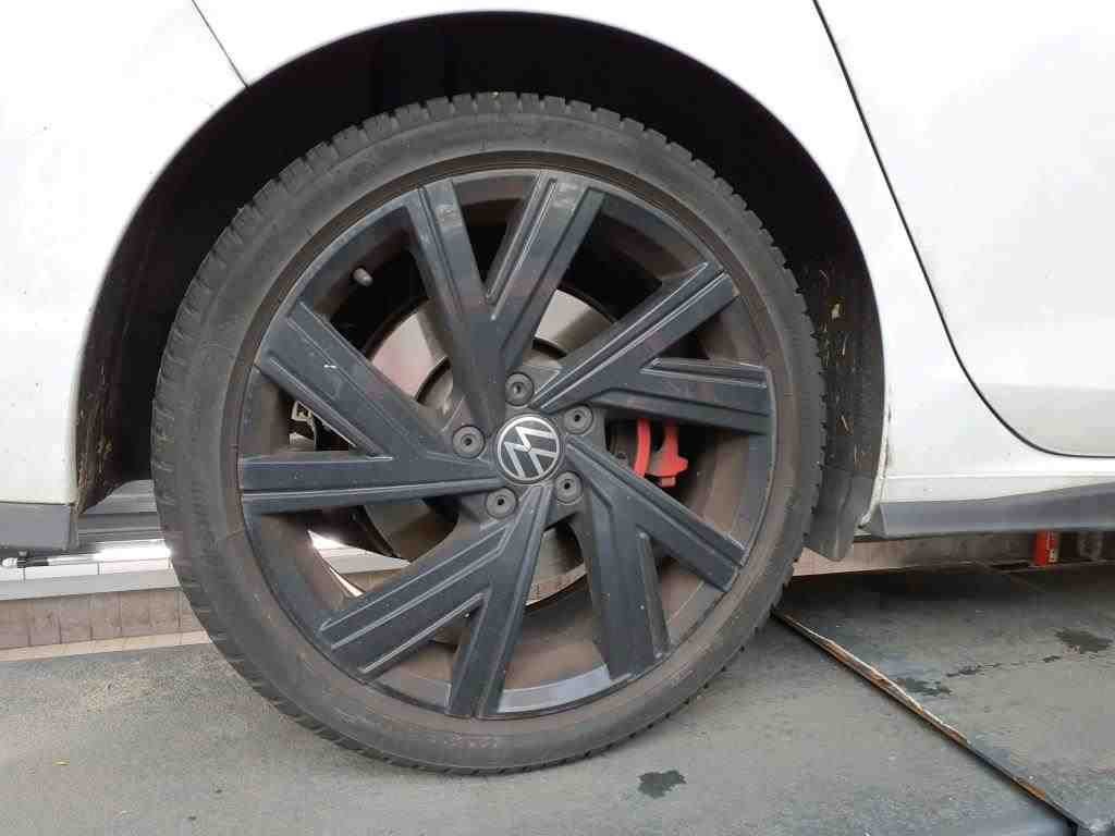 2020 Volkswagen Golf   