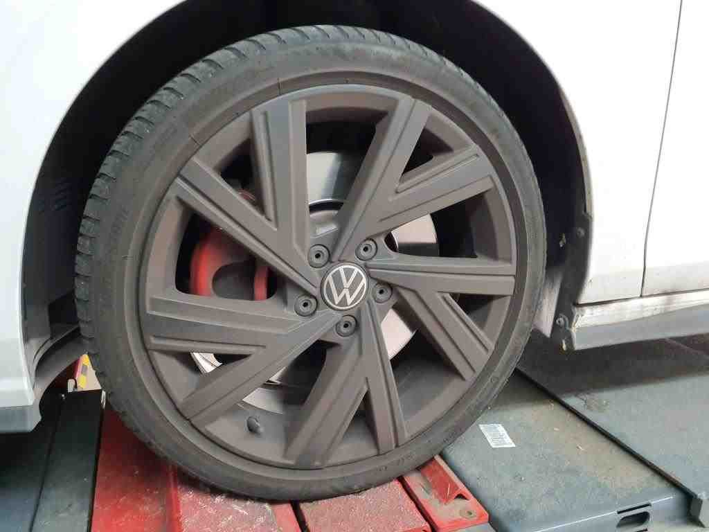 2020 Volkswagen Golf   