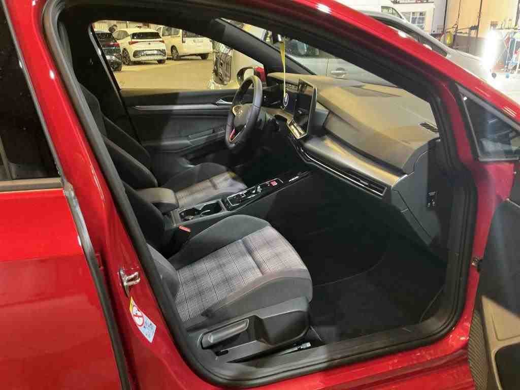 2024 Volkswagen Golf   