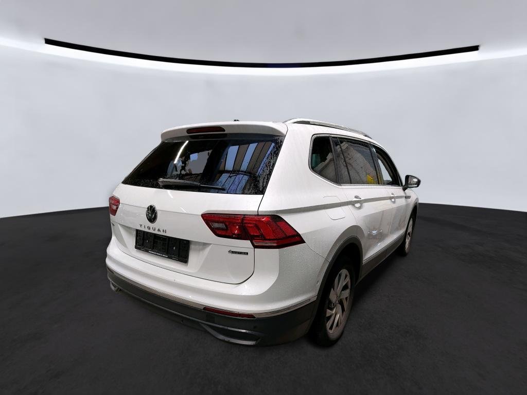 2021 Volkswagen Tiguan   AWD