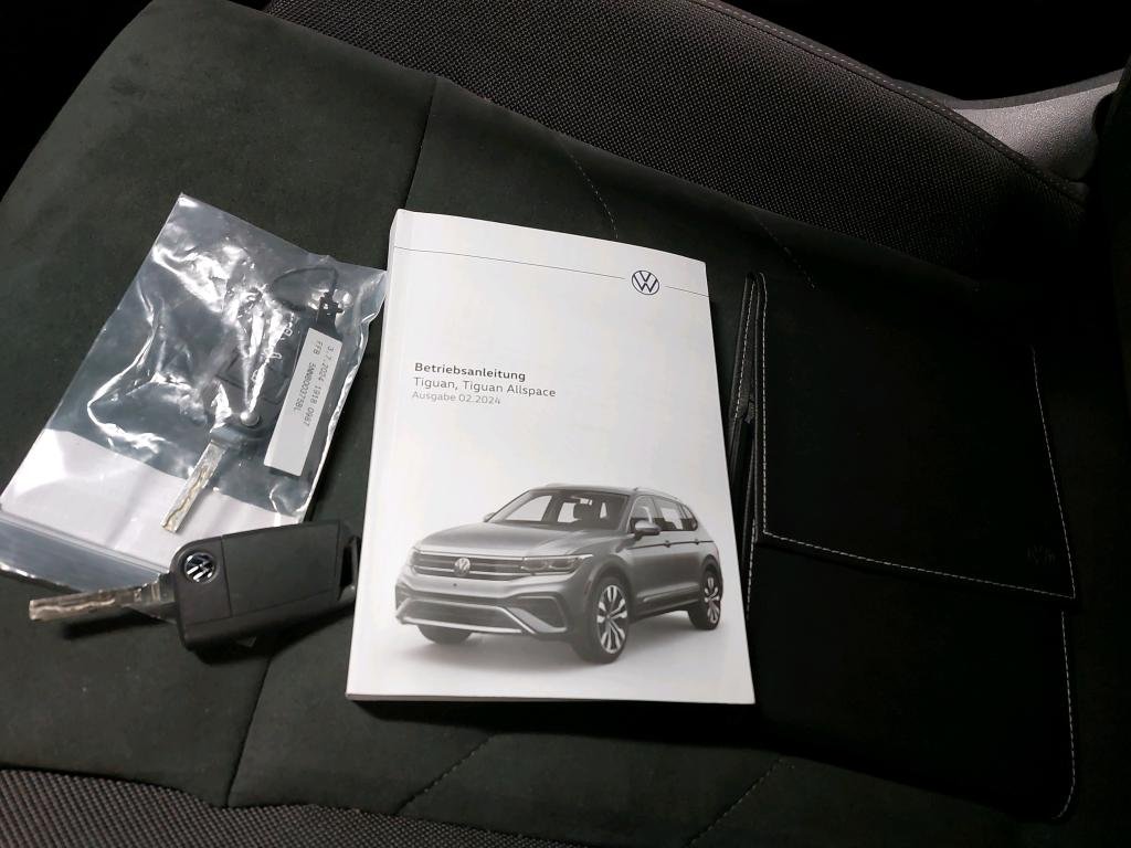 2021 Volkswagen Tiguan   AWD