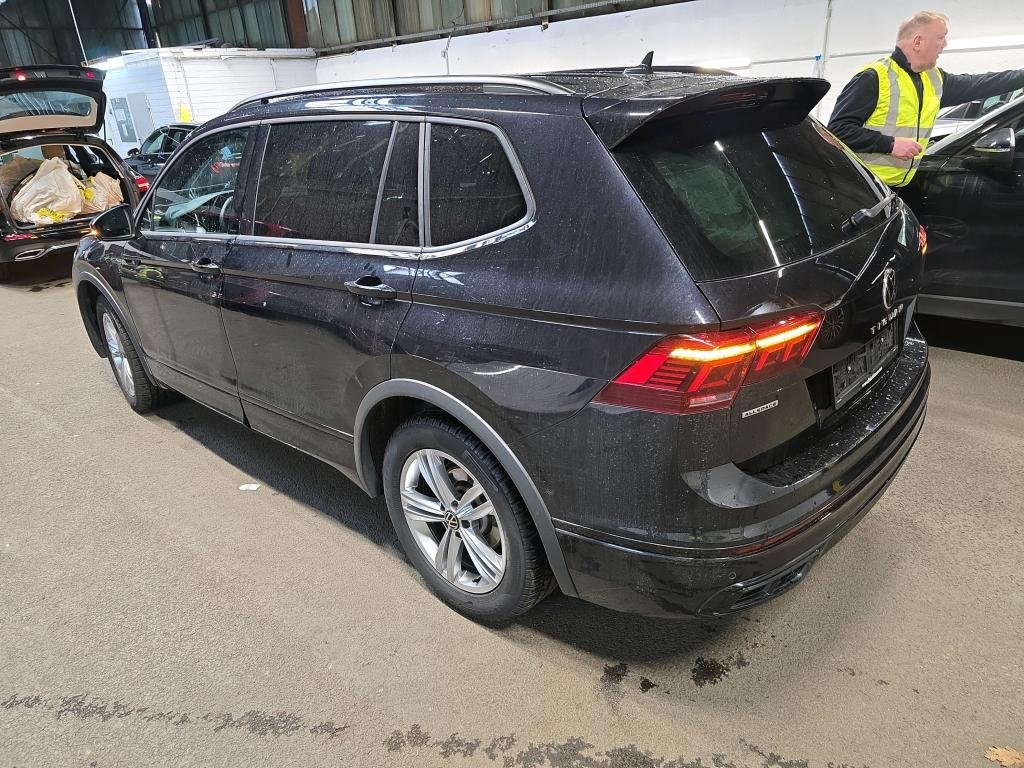 2021 Volkswagen Tiguan   AWD