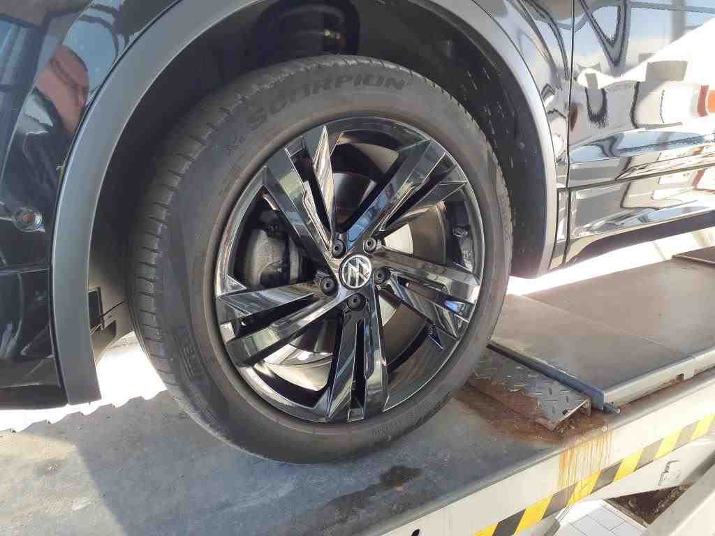 2021 Volkswagen Tiguan   AWD