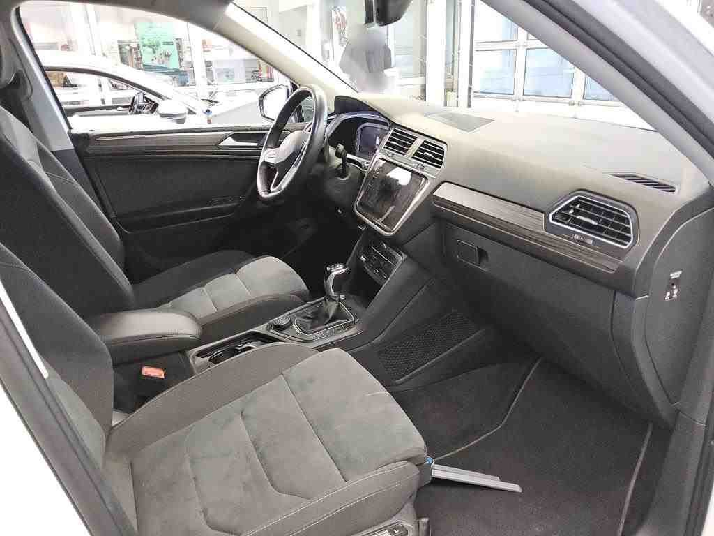 2021 Volkswagen Tiguan   AWD