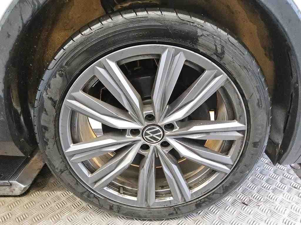 2021 Volkswagen Tiguan   AWD