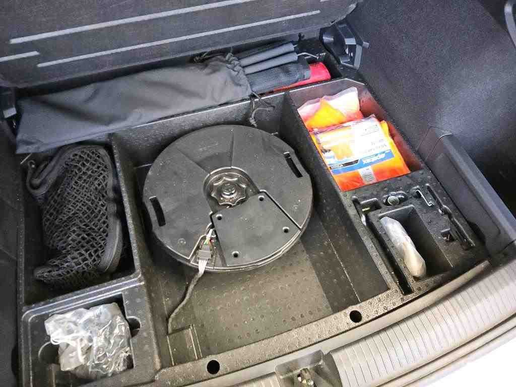 2021 Volkswagen Tiguan   AWD