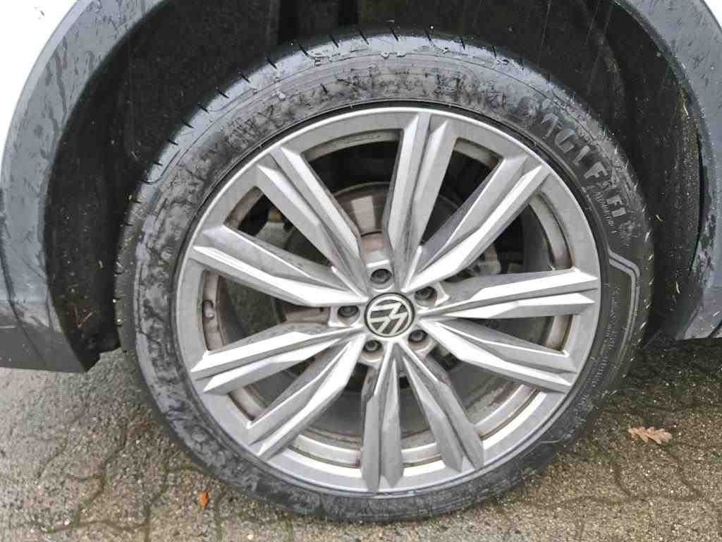 2021 Volkswagen Tiguan   AWD