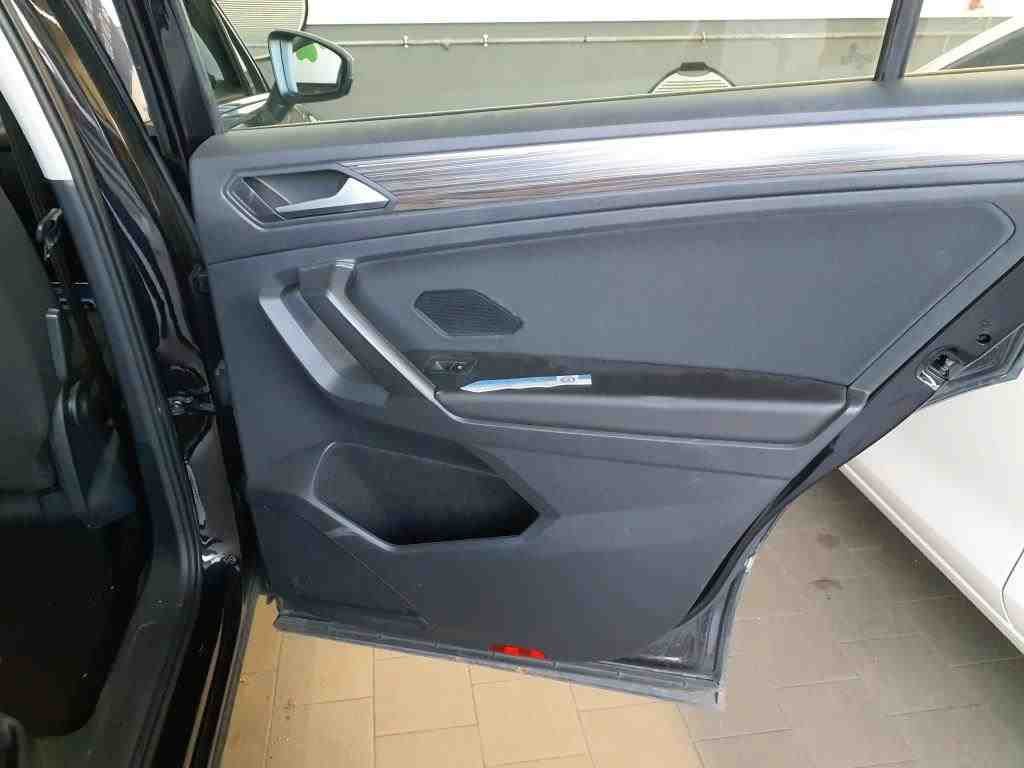 2021 Volkswagen Tiguan   AWD