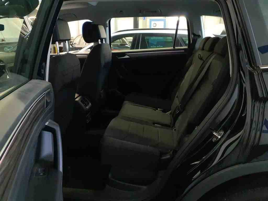 2021 Volkswagen Tiguan   AWD