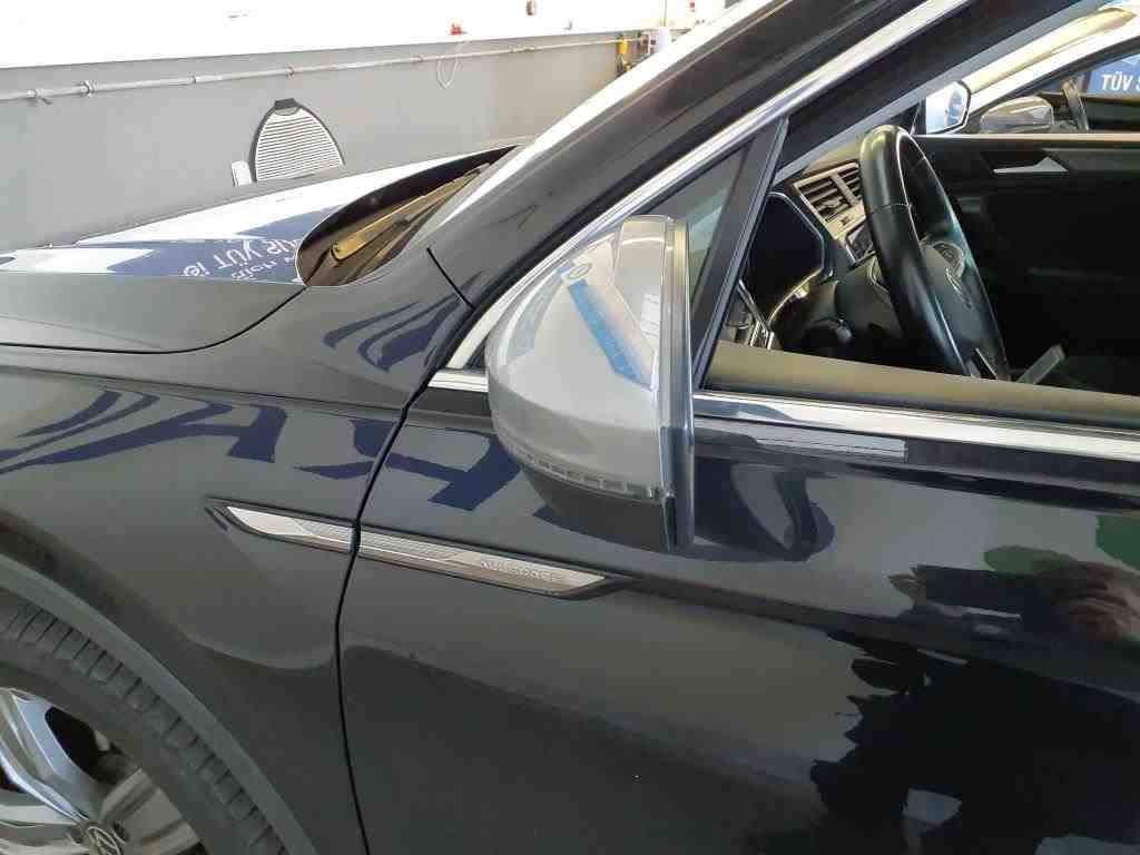 2021 Volkswagen Tiguan   AWD