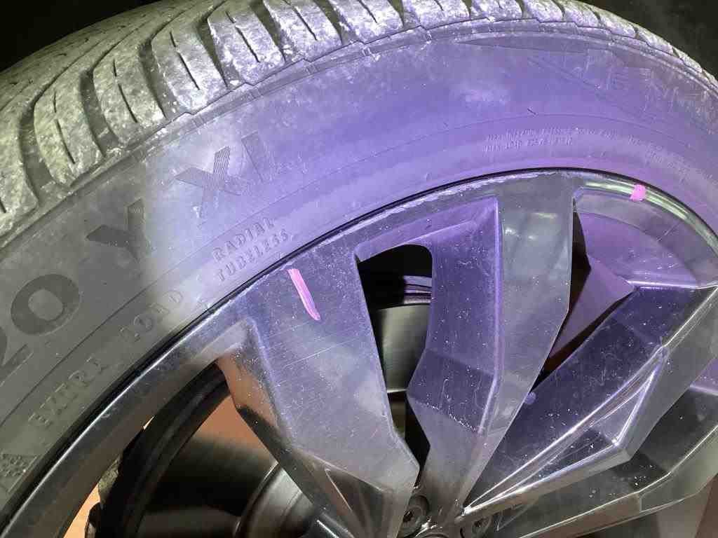 2021 Volkswagen Tiguan   AWD