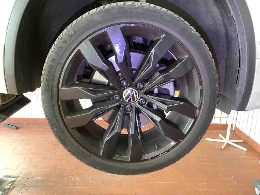 2021 Volkswagen Tiguan   AWD