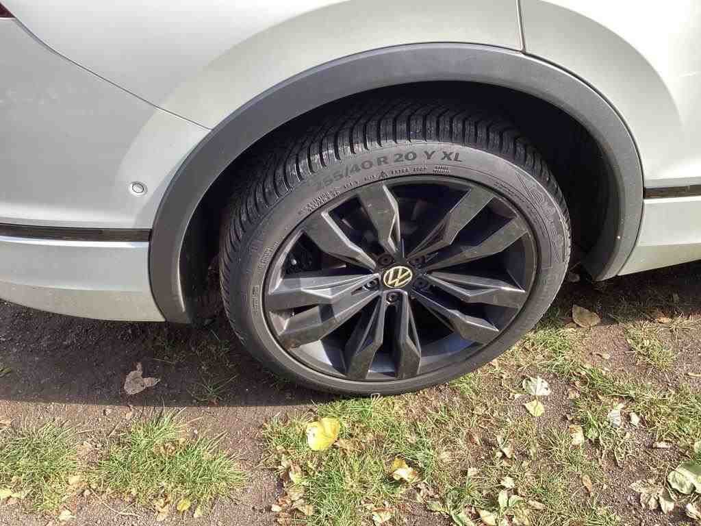 2021 Volkswagen Tiguan   AWD