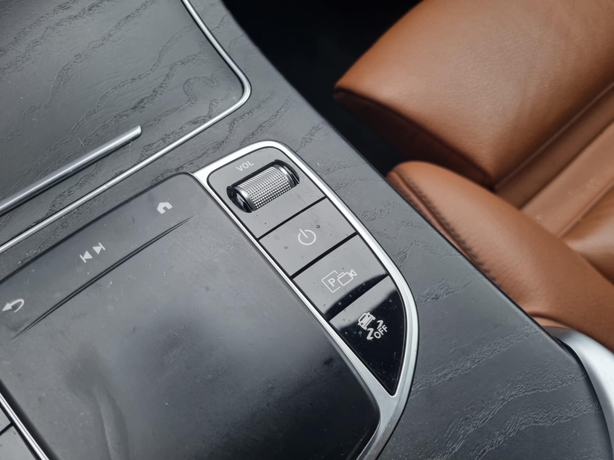 2020 Mercedes-Benz GLC   AWD