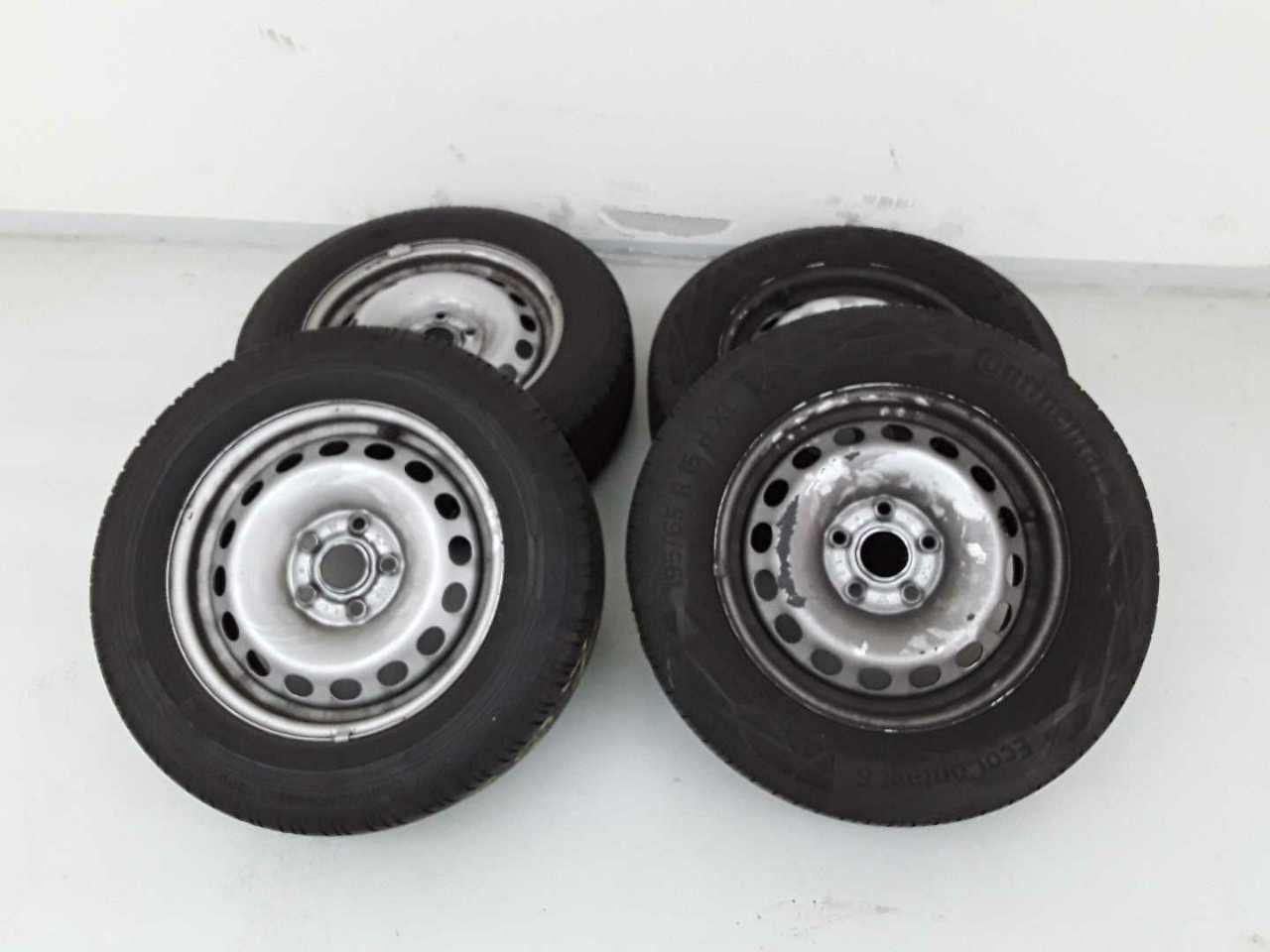 Volkswagen Caddy Maxi 2.0 TDI - Diesel - Manual - 102 hp - 158.261 km