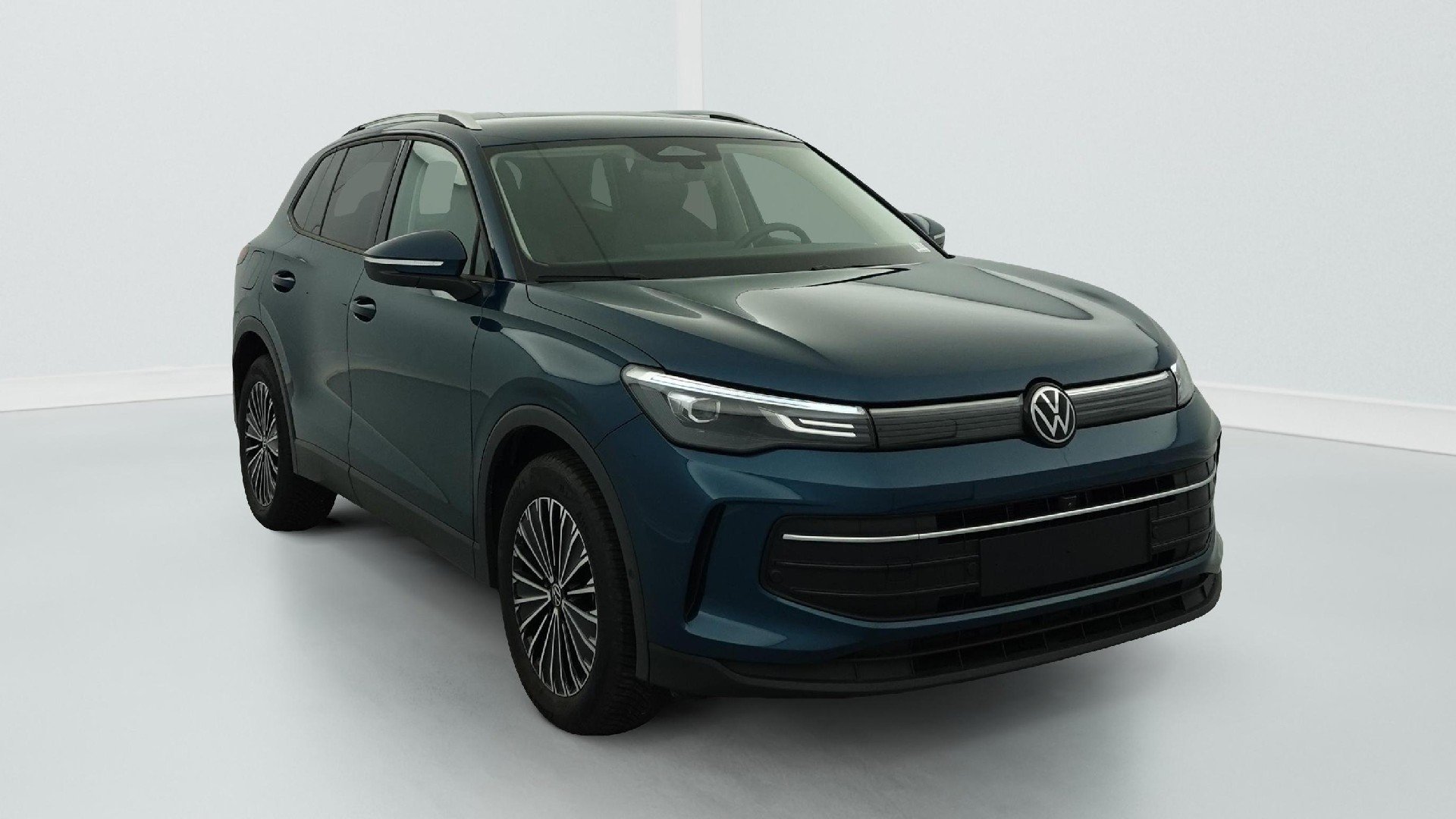 2024 Volkswagen Tiguan   
