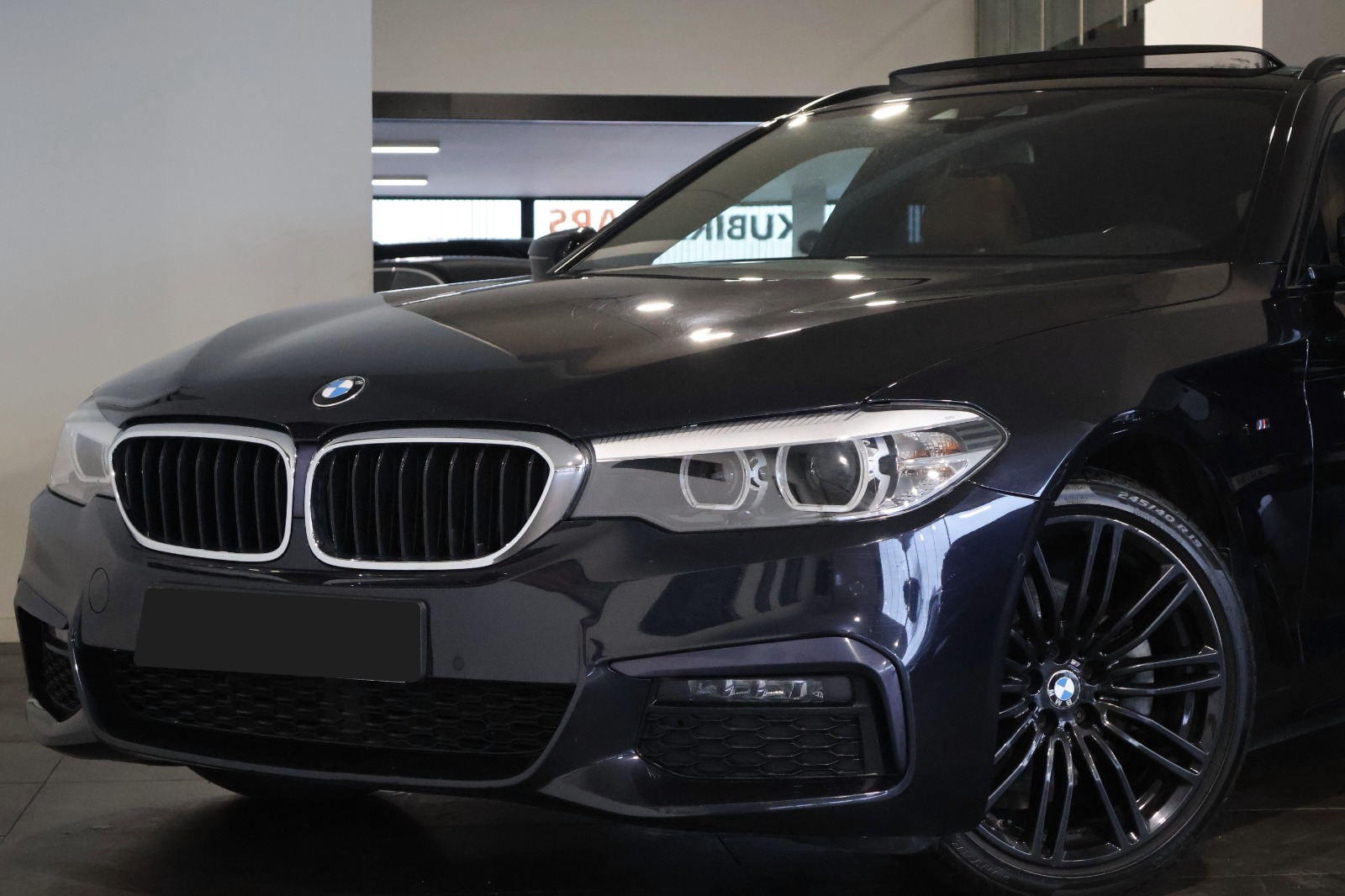 2017 BMW 5 Series   