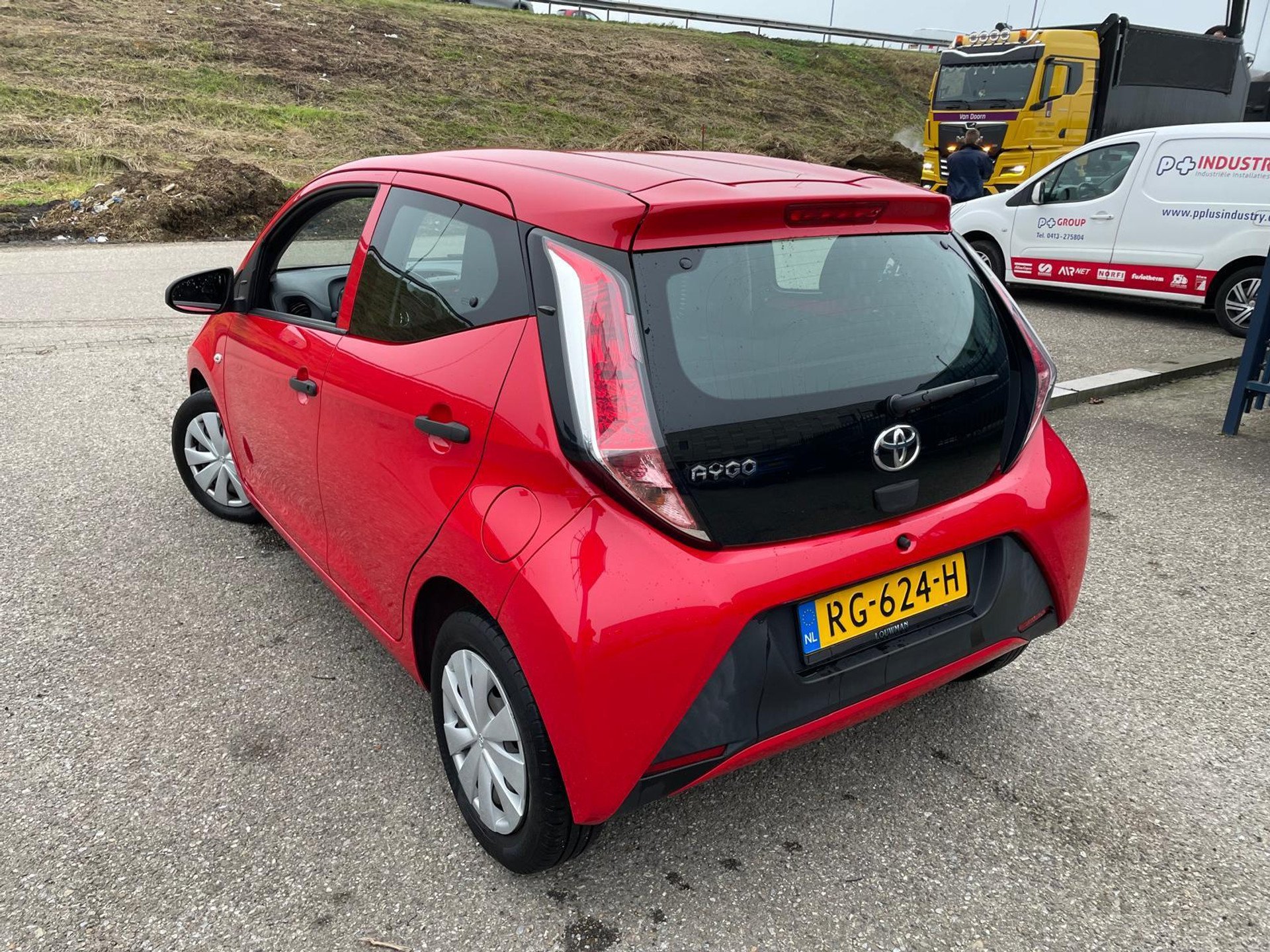 Toyota Aygo 1.0 VVT-i X-Fun - Petrol - Manual - 69 hp - 79.212 km